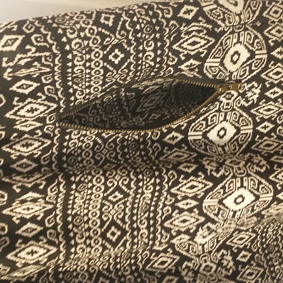 Pinky XL tank dress with zippered pockets black and white printed pattern - Picture 3 of 4